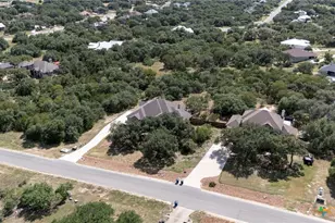 638 Cambridge Dr, New Braunfels, TX 78132 - Photo 36