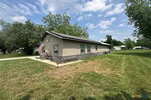 509 Reiley Rd, Seguin, TX 78155 - Photo 1