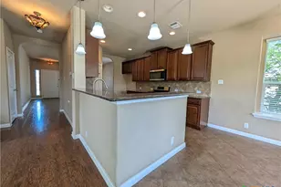 212 Oak Creek Way, New Braunfels, TX 78130 - Photo 10