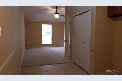 19 Sunflower Circle, New Braunfels, TX 78130 - Photo 4