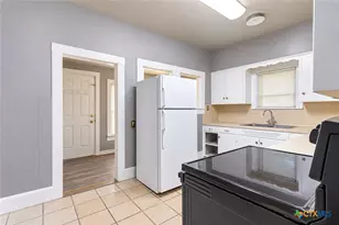 1805 N Gray St, Killeen, TX 76541 - Photo 14