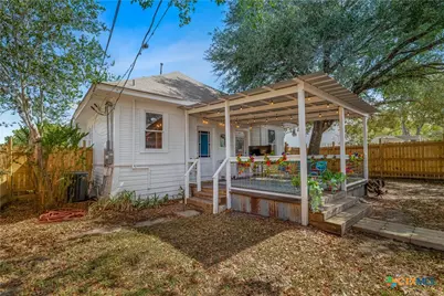 612 W Grand Avenue, Yoakum, TX 77995 - Photo 34