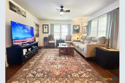 406 E Tres Palacios Avenue, Palacios, TX 77465 - Photo 8