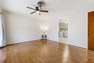 1004 S 2nd St, Killeen, TX 76541 - Photo 8
