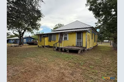 79 Johnson Street, Bloomington, TX 77951 - Photo 2