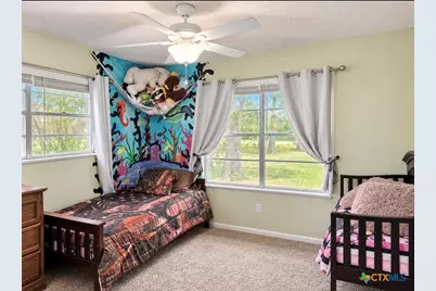 406 Royal Oak Drive, Victoria, TX 77905 - Photo 10