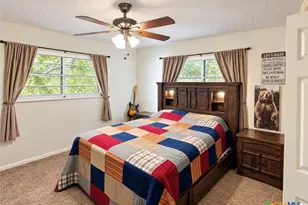 406 Royal Oak Dr, Victoria, TX 77905 - Photo 8