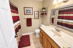 406 Royal Oak Dr, Victoria, TX 77905 - Photo 12