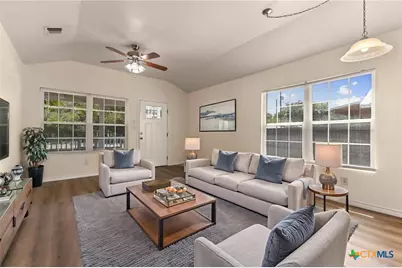 2018 Katy Street, New Braunfels, TX 78130 - Photo 6