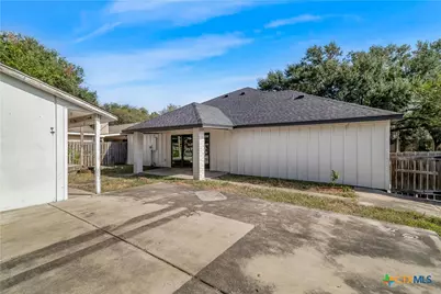 301 Trentwood Circle, Victoria, TX 77901 - Photo 34