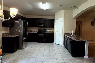 1619 Wedgewood Trl, Lockhart, TX 78644 - Photo 6