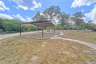 1501 Kothmann Dr, Seguin, TX 78155 - Photo 20