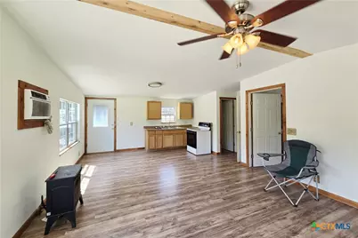 1501 Kothmann Drive, Seguin, TX 78155 - Photo 4