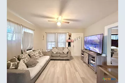 220 Fm-1686, Telferner, TX 77988 - Photo 2