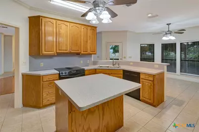 192 Huron Street, Victoria, TX 77905 - Photo 20