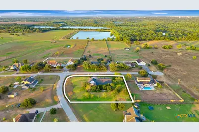 192 Huron Street, Victoria, TX 77905 - Photo 4