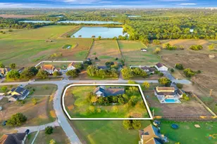 192 Huron St, Victoria, TX 77905 - Photo 4