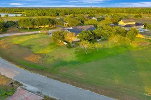 192 Huron St, Victoria, TX 77905 - Photo 44