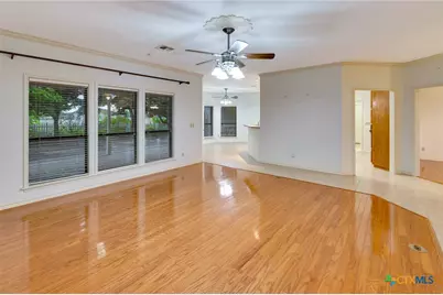 192 Huron Street, Victoria, TX 77905 - Photo 16