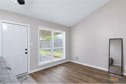 204 Timberlane, Victoria, TX 77901 - Photo 12