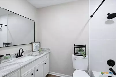 204 Timberlane, Victoria, TX 77901 - Photo 18