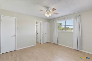 16615 FM725, Seguin, TX 78155 - Photo 18