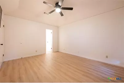 5202 Birdcreek Drive, Killeen, TX 76543 - Photo 14