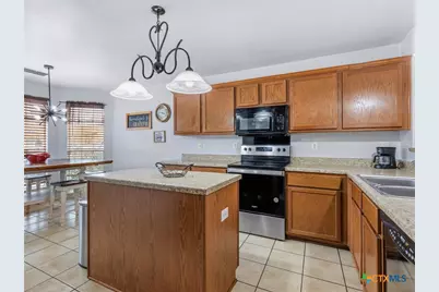 2449 Harris Circle, New Braunfels, TX 78130 - Photo 14