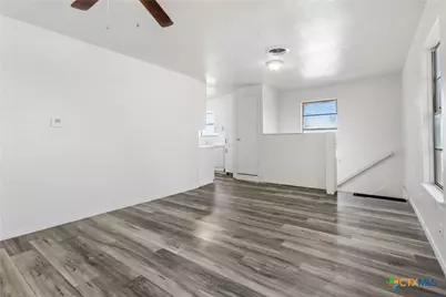 803 W Bryce Avenue, Killeen, TX 76541 - Photo 6