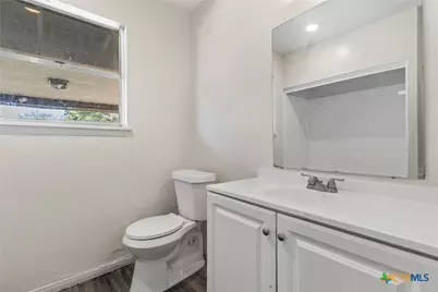 803 W Bryce Avenue, Killeen, TX 76541 - Photo 10