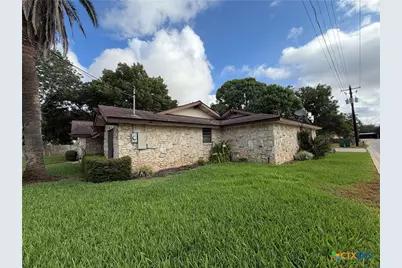 212 S 4th Street, Stockdale, TX 78160 - Photo 20
