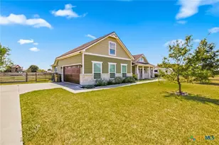 180 Kimber Ln, Inez, TX 77968 - Photo 2