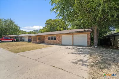 206 Cottonwood Drive, Copperas Cove, TX 76522 - Photo 2