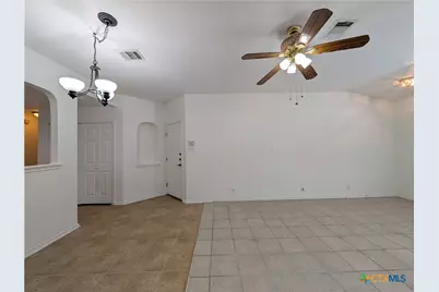 369 Starling Creek, New Braunfels, TX 78130 - Photo 6