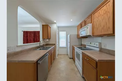 369 Starling Creek, New Braunfels, TX 78130 - Photo 8