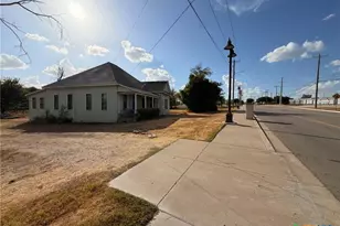 201 W Main St, Troy, TX 76579 - Photo 1