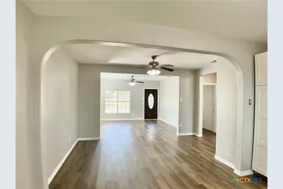 807 Pine Street, Victoria, TX 77901 - Photo 16