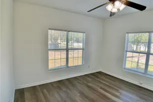 807 Pine St, Victoria, TX 77901 - Photo 20