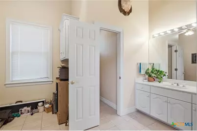 115 Alameda Circle, Victoria, TX 77904 - Photo 32