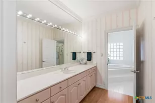 115 Alameda Cir, Victoria, TX 77904 - Photo 28