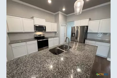 907 Holliday Drive, Killeen, TX 76542 - Photo 10