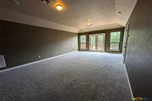 2629 Wild Cat Roost, New Braunfels, TX 78132 - Photo 10