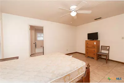 13302 Estate Trail, Belton, TX 76513 - Photo 16