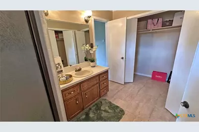 517 S Roy Reynolds Drive, Harker Heights, TX 76548 - Photo 20