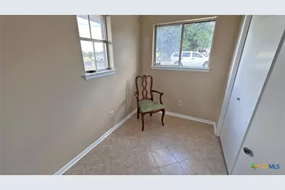 517 S Roy Reynolds Drive, Harker Heights, TX 76548 - Photo 30