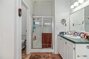 250 E 3rd St, Bloomington, TX 77951 - Photo 24