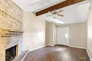 208 Versailles St, Victoria, TX 77904 - Photo 10