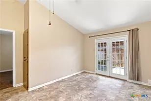 208 Versailles St, Victoria, TX 77904 - Photo 16