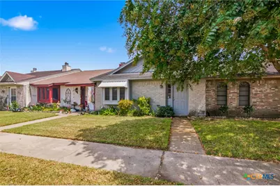 208 Versailles Street, Victoria, TX 77904 - Photo 4