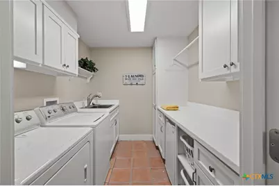 70 Guada Coma, New Braunfels, TX 78130 - Photo 14